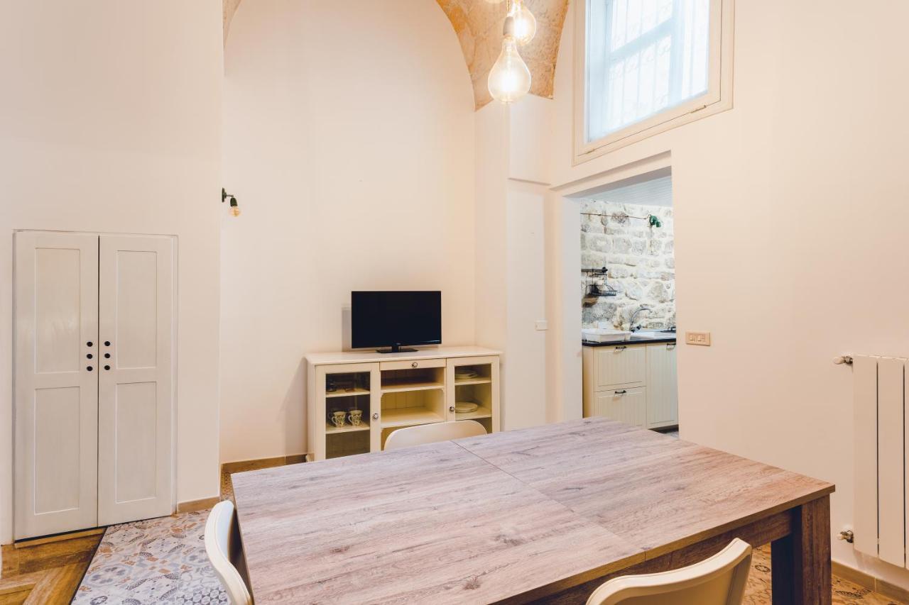 Convivo Apartment Palazzo Galateo Lecce Esterno foto