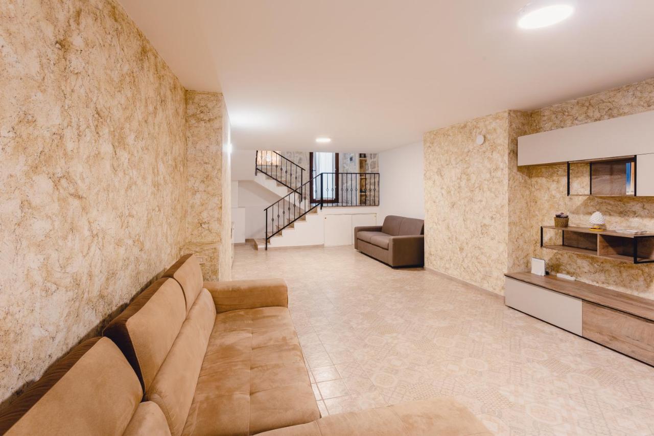 Convivo Apartment Palazzo Galateo Lecce Esterno foto