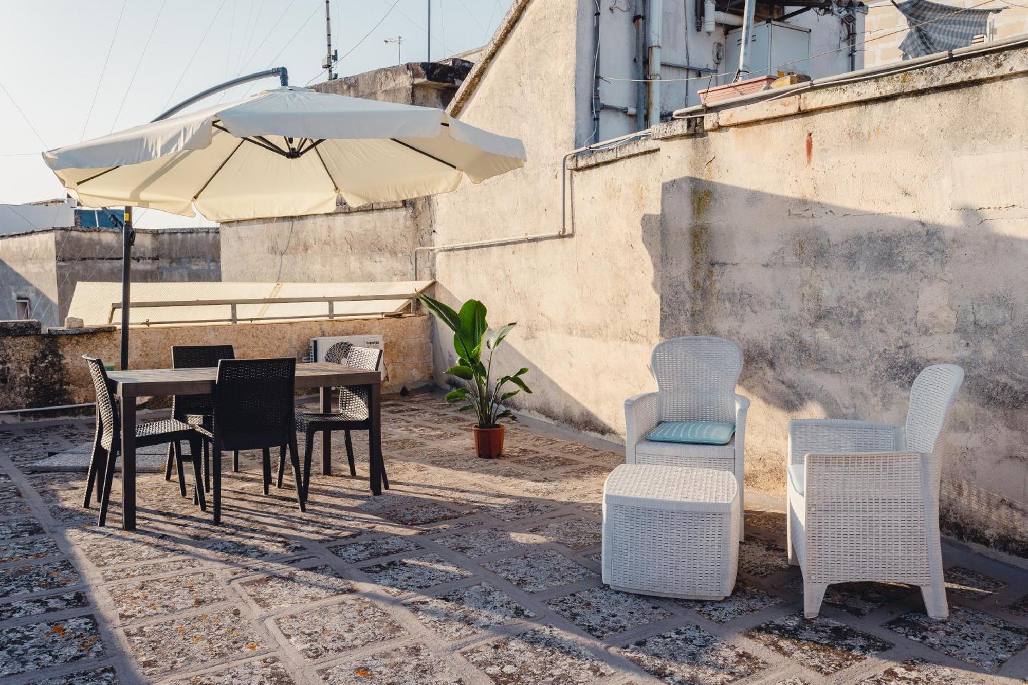Convivo Apartment Palazzo Galateo Lecce Esterno foto