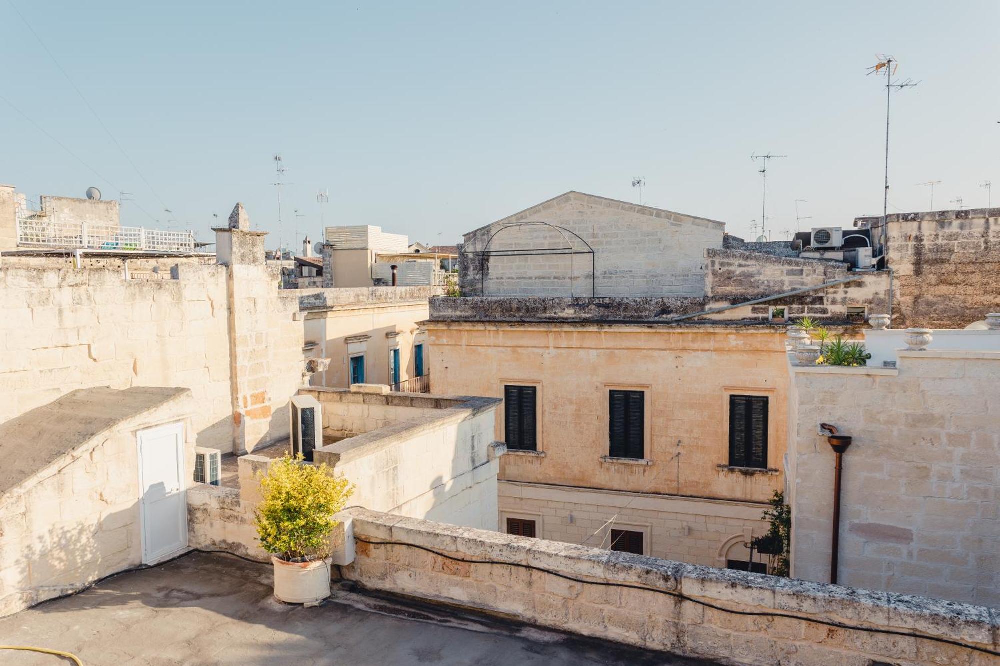 Convivo Apartment Palazzo Galateo Lecce Esterno foto