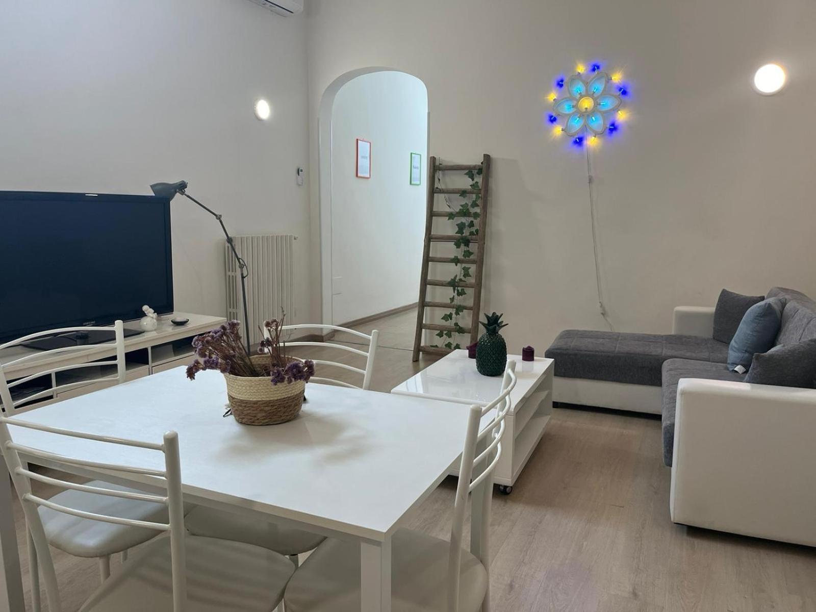 Convivo Apartment Palazzo Galateo Lecce Esterno foto